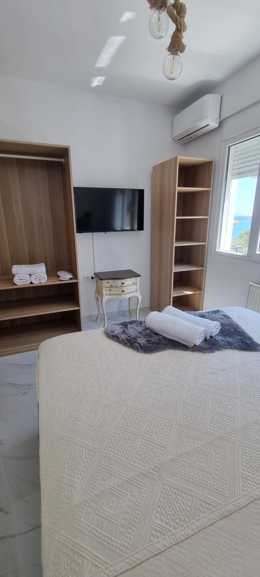 Ellis-Suites Nea Peramos Kavala Exteriér fotografie